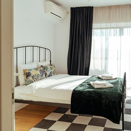 Central Modern Design Apartment Бухарест Екстер'єр фото