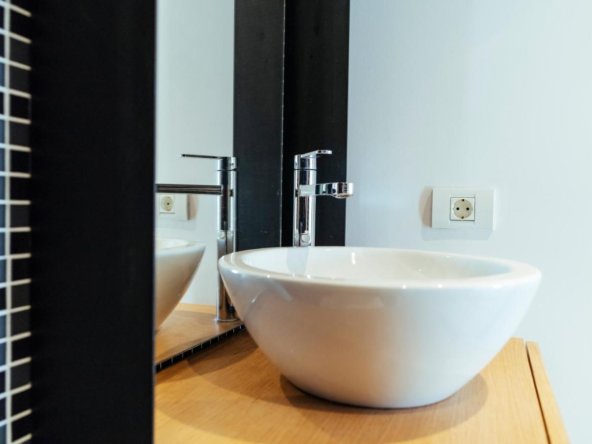 Central Modern Design Apartment Бухарест Екстер'єр фото