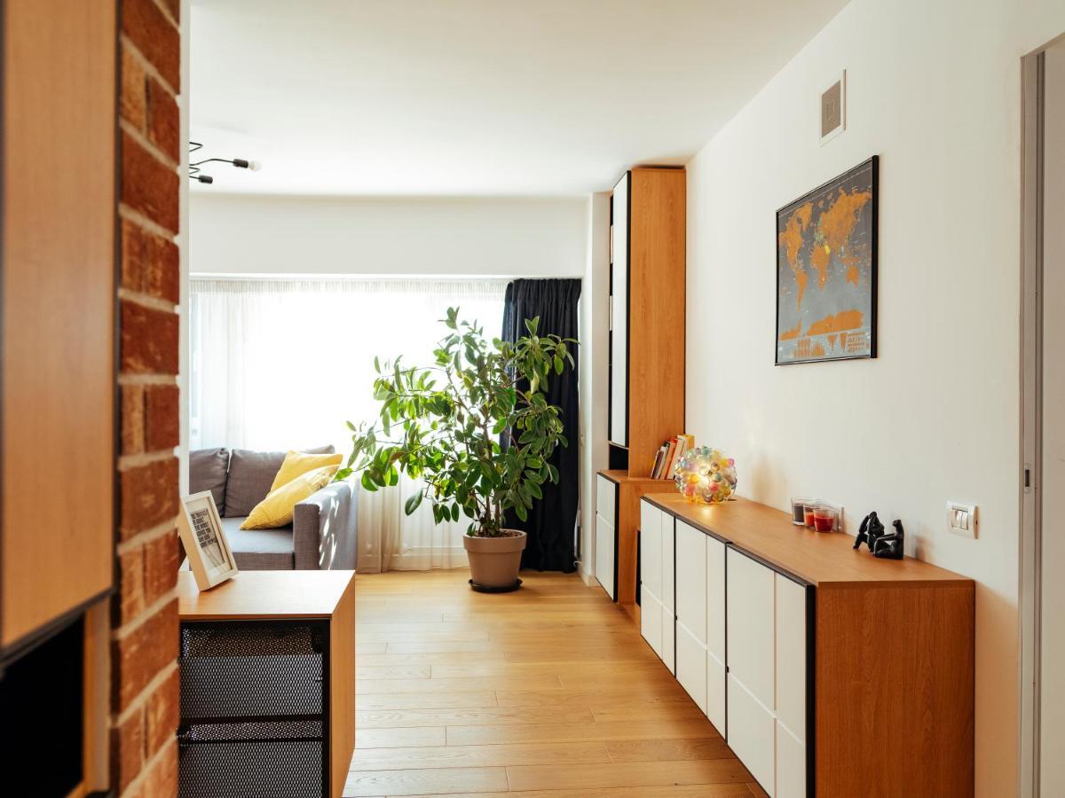 Central Modern Design Apartment Бухарест Екстер'єр фото