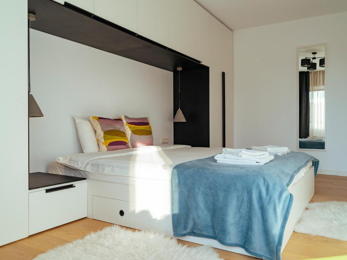 Central Modern Design Apartment Бухарест Екстер'єр фото
