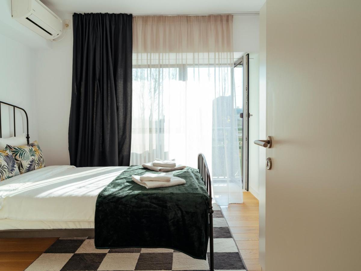 Central Modern Design Apartment Бухарест Екстер'єр фото