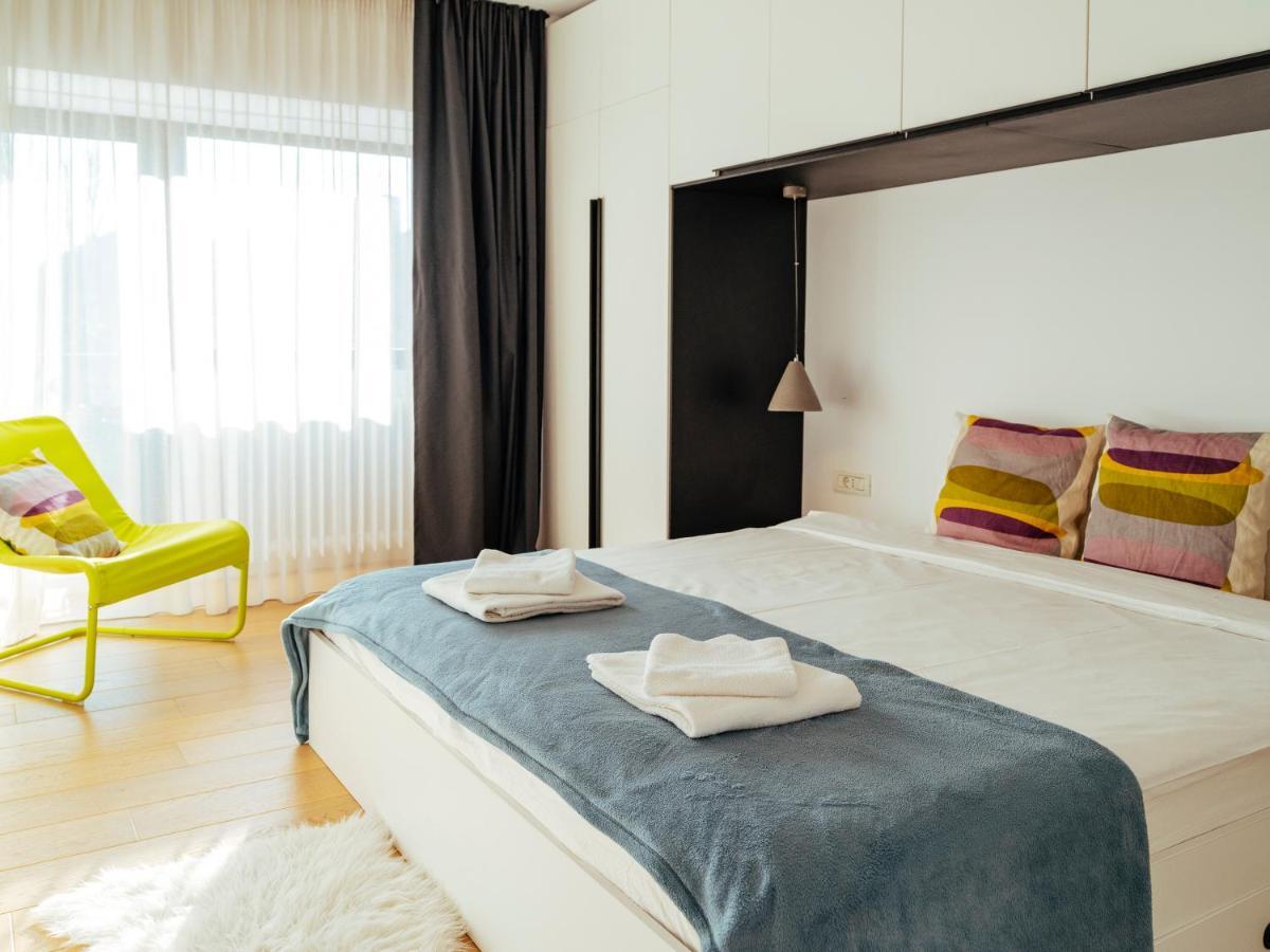 Central Modern Design Apartment Бухарест Екстер'єр фото